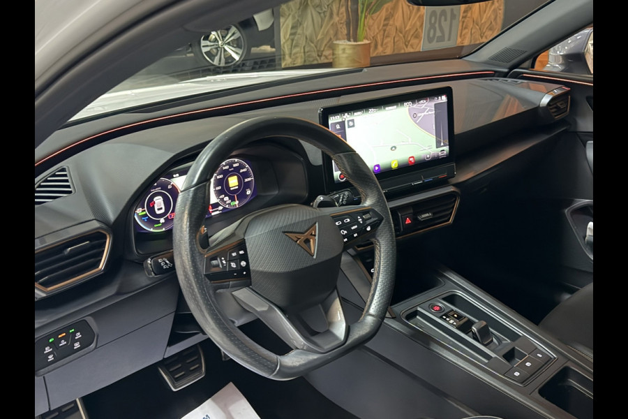 CUPRA Leon Sportstourer 1.4 e-Hybrid VZ Copper 94%SOH 245PK Garantie|BTW|ACC|Elect Trekhaak|Sfeerverl|Virtual Cockpit|Navi|CarPlay