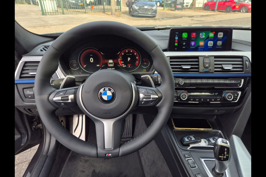 BMW 3 Serie Touring 320i Edition M Sport Shadow Executive Volle optielijst Pano M Remmen Trekhaak