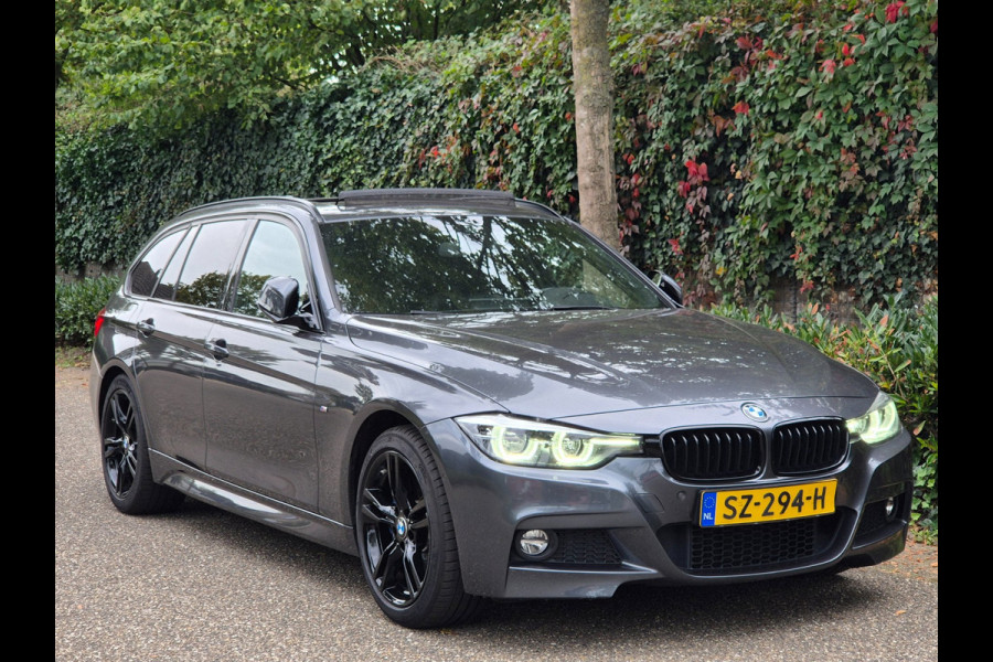 BMW 3 Serie Touring 320i Edition M Sport Shadow Executive Volle optielijst Pano M Remmen Trekhaak