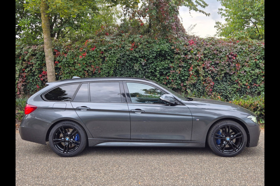 BMW 3 Serie Touring 320i Edition M Sport Shadow Executive Volle optielijst Pano M Remmen Trekhaak