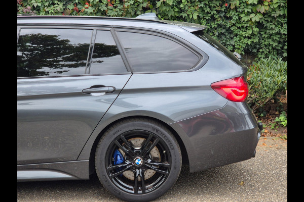 BMW 3 Serie Touring 320i Edition M Sport Shadow Executive Volle optielijst Pano M Remmen Trekhaak