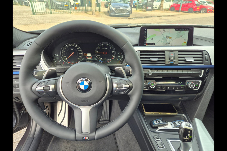 BMW 3 Serie Touring 320i Edition M Sport Shadow Executive Volle optielijst Pano M Remmen Trekhaak