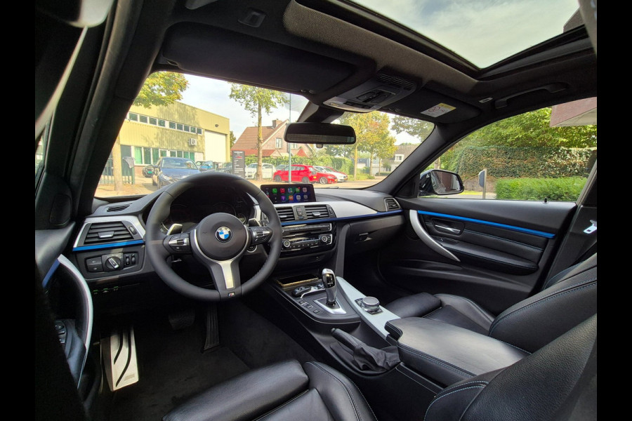 BMW 3 Serie Touring 320i Edition M Sport Shadow Executive Volle optielijst Pano M Remmen Trekhaak