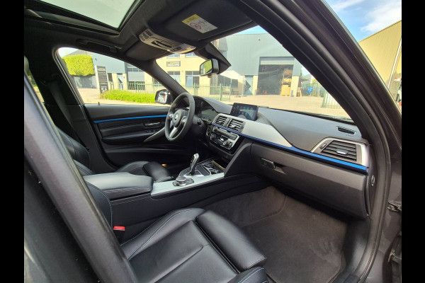 BMW 3 Serie Touring 320i Edition M Sport Shadow Executive Volle optielijst Pano M Remmen Trekhaak