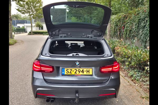 BMW 3 Serie Touring 320i Edition M Sport Shadow Executive Volle optielijst Pano M Remmen Trekhaak