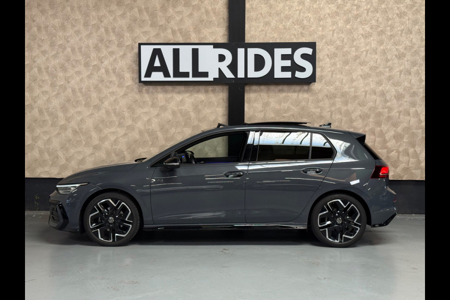 Volkswagen Golf 1.5 eTSI R-Line Edition | Pano | Trekhaak | H&K | Stuur/Stoelverwarming | HUD | Camera | Sfeerverlichting
