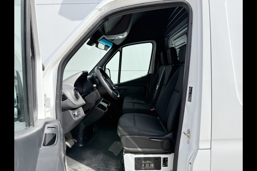 Mercedes-Benz eSprinter 312 55kWh L2H2 Elektrisch 168km WLTP 93.5% (SOH) 80kW Snelladen Climate Control Camera Laadkabel