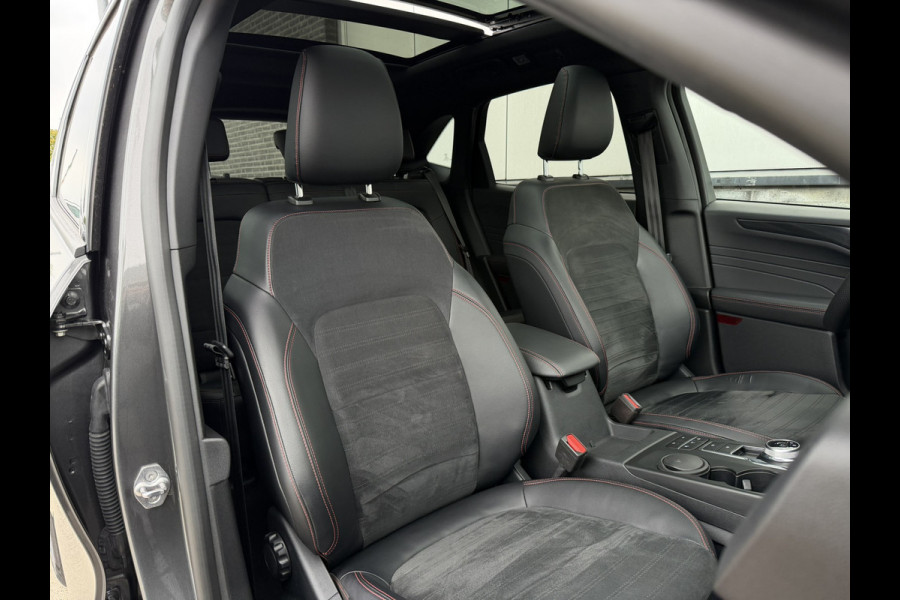 Ford Kuga 2.5 PHEV ST-Line X | Panoramadak | Elek. trekhaak | Head-Up | Carplay | BLIS | B&O