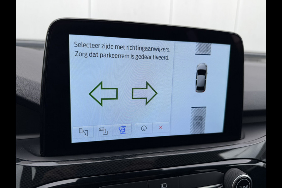 Ford Kuga 2.5 PHEV ST-Line X | Panoramadak | Elek. trekhaak | Head-Up | Carplay | BLIS | B&O