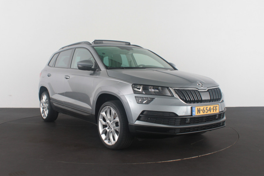 Škoda Karoq 1.5 TSI ACT Style > Pano.schuif/Camera/keyless/19 inch