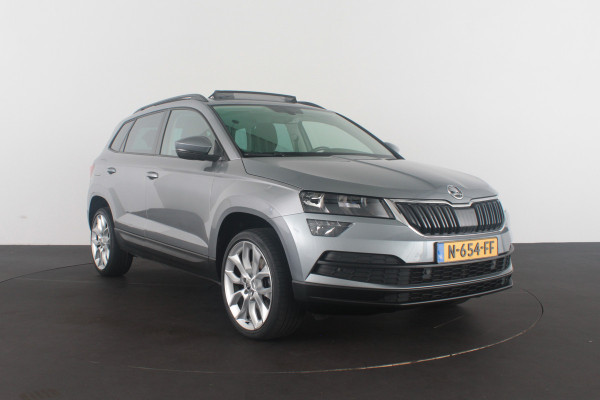 Škoda Karoq 1.5 TSI ACT Style > Pano.schuif/Camera/keyless/19 inch