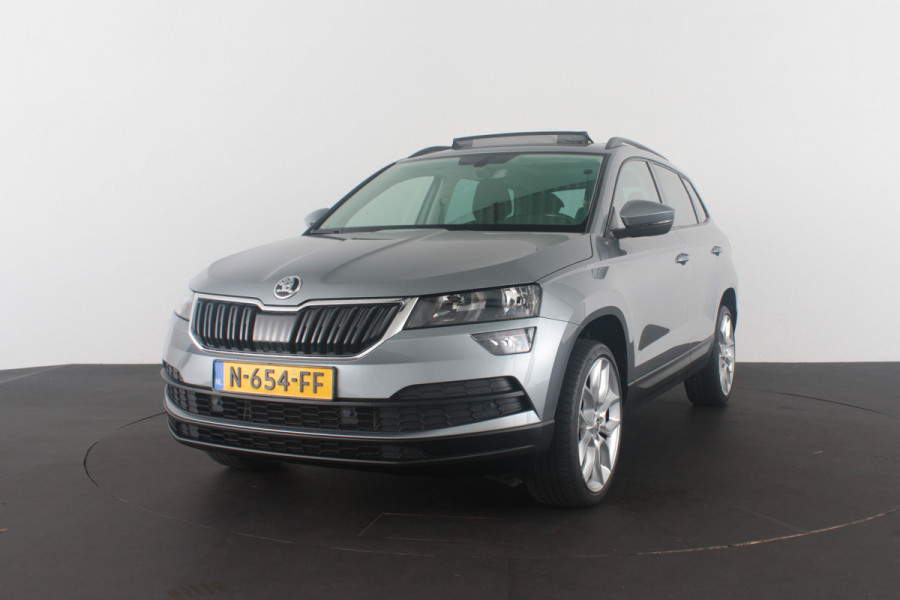 Škoda Karoq 1.5 TSI ACT Style > Pano.schuif/Camera/keyless/19 inch