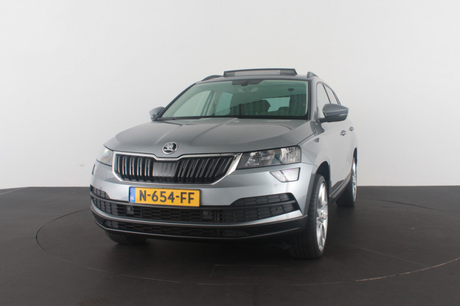 Škoda Karoq 1.5 TSI ACT Style > Pano.schuif/Camera/keyless/19 inch