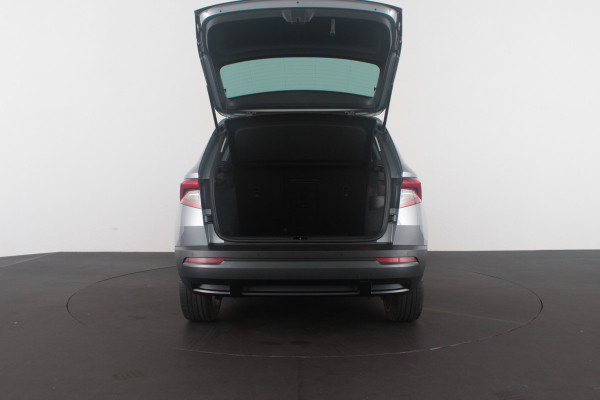 Škoda Karoq 1.5 TSI ACT Style > Pano.schuif/Camera/keyless/19 inch