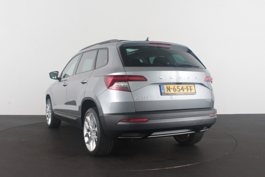 Škoda Karoq 1.5 TSI ACT Style > Pano.schuif/Camera/keyless/19 inch