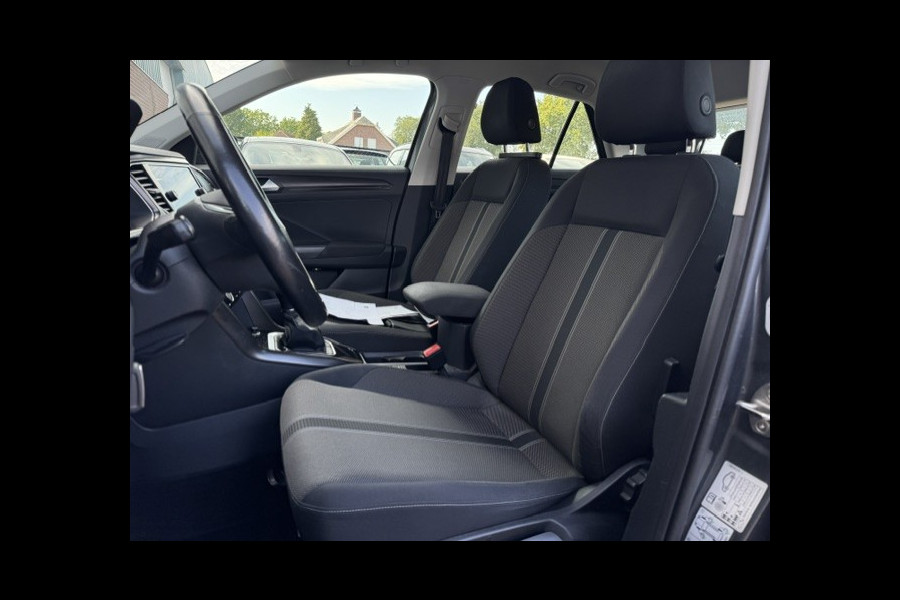 Volkswagen T-Roc 1.0 TSI Style - Trekhaak - CarPlay - LED - Originele Nederlandse auto met NAP - Cruise - Camera