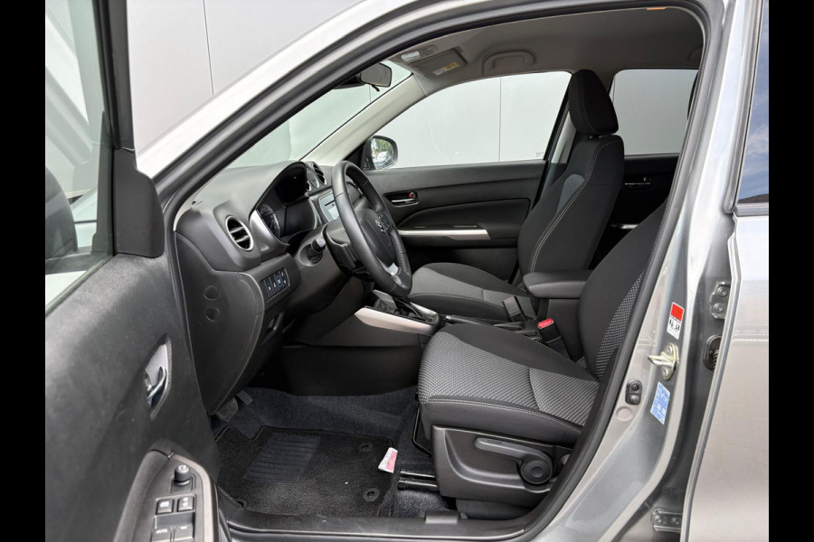 Suzuki Vitara 1.5 Full-Hybrid 116PK Automaat Select Navigatie/Camera/Adapt.-cruise/Stoelverwarming