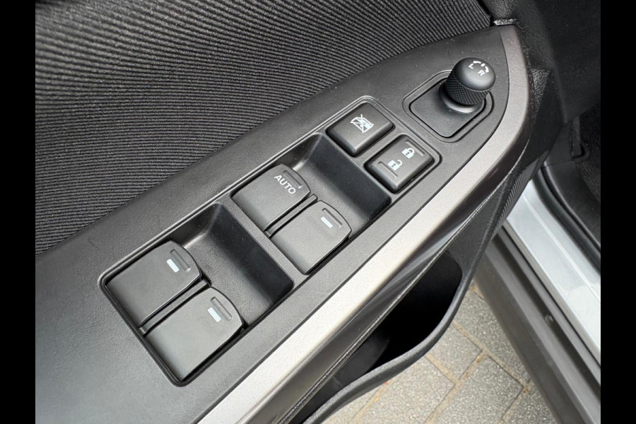 Suzuki Vitara 1.5 Full-Hybrid 116PK Automaat Select Navigatie/Camera/Adapt.-cruise/Stoelverwarming