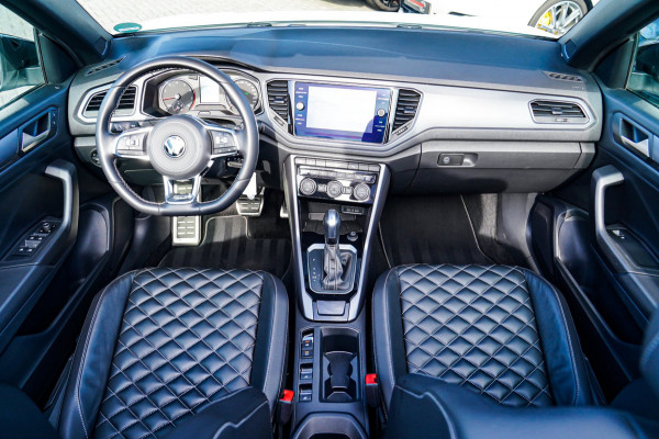 Volkswagen T-Roc Cabrio 1.5 TSI R-Line | Luxe Leder | Ruitjes leer | Trekhaak | Stoelverwarming | Facelift | Vlak R-line Stuur |