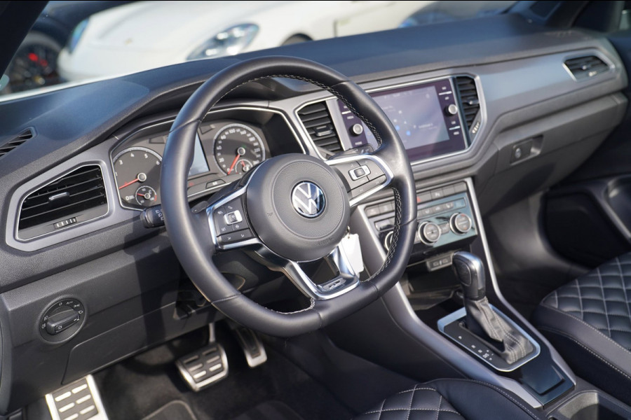 Volkswagen T-Roc Cabrio 1.5 TSI R-Line | Luxe Leder | Ruitjes leer | Trekhaak | Stoelverwarming | Facelift | Vlak R-line Stuur |