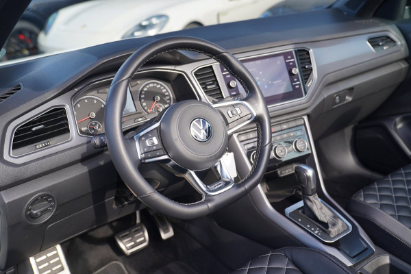 Volkswagen T-Roc Cabrio 1.5 TSI R-Line | Luxe Leder | Ruitjes leer | Trekhaak | Stoelverwarming | Facelift | Vlak R-line Stuur |