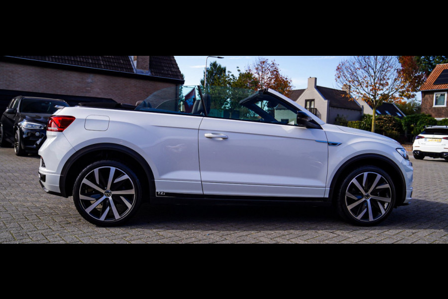 Volkswagen T-Roc Cabrio 1.5 TSI R-Line | Luxe Leder | Ruitjes leer | Trekhaak | Stoelverwarming | Facelift | Vlak R-line Stuur |
