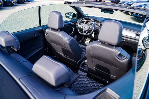 Volkswagen T-Roc Cabrio 1.5 TSI R-Line | Luxe Leder | Ruitjes leer | Trekhaak | Stoelverwarming | Facelift | Vlak R-line Stuur |