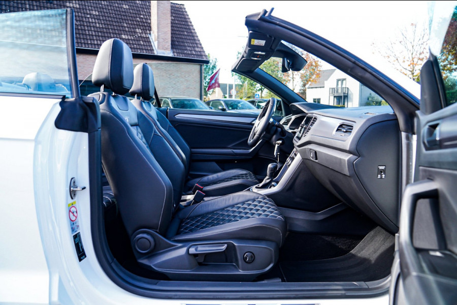 Volkswagen T-Roc Cabrio 1.5 TSI R-Line | Luxe Leder | Ruitjes leer | Trekhaak | Stoelverwarming | Facelift | Vlak R-line Stuur |