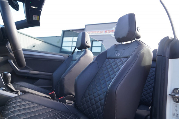 Volkswagen T-Roc Cabrio 1.5 TSI R-Line | Luxe Leder | Ruitjes leer | Trekhaak | Stoelverwarming | Facelift | Vlak R-line Stuur |