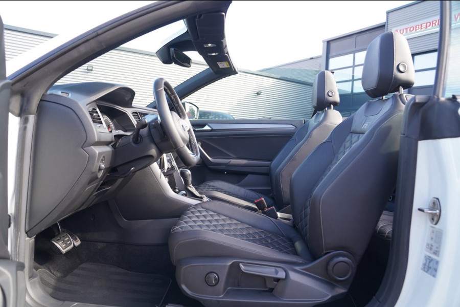 Volkswagen T-Roc Cabrio 1.5 TSI R-Line | Luxe Leder | Ruitjes leer | Trekhaak | Stoelverwarming | Facelift | Vlak R-line Stuur |