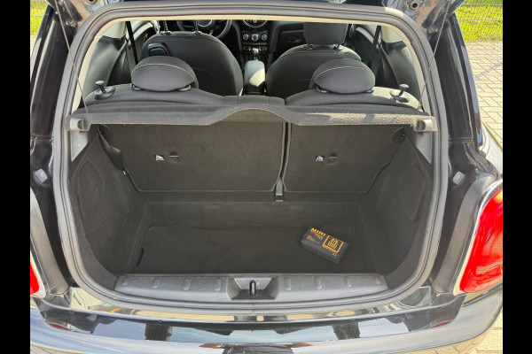 MINI 3-deurs 1.5 Cooper | PDC | Bluetooth | NAVI | Cruise Control |