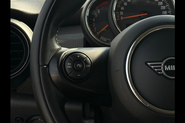 MINI 3-deurs 1.5 Cooper | PDC | Bluetooth | NAVI | Cruise Control |