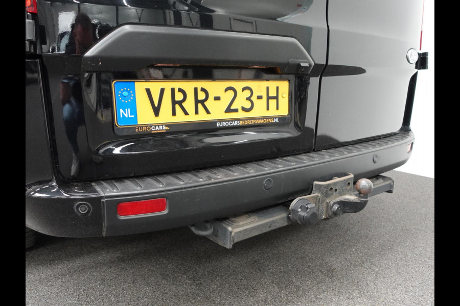 Ford Transit Custom 300 2.0 TDCI L2H1 Trend Dubbele Cabine Airco Bluetooth Navigatie Trekhaak