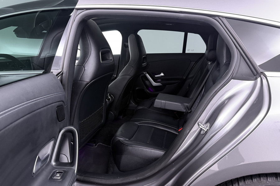 Mercedes-Benz CLA-Klasse Shooting Brake 200 Premium Plus (PANORAMADAK, SFEERVERLICHTING, HEAD-UP, CAMERA, ELEKT. STOELEN)