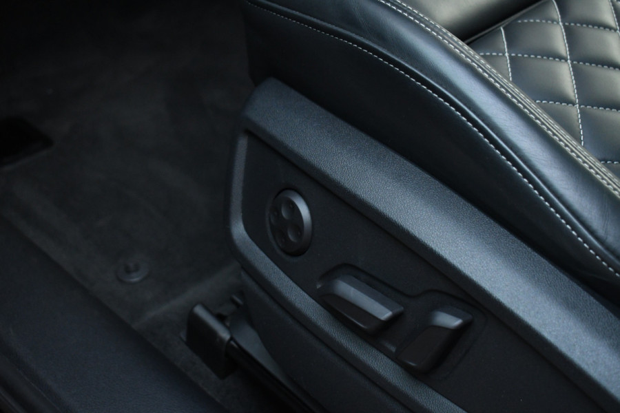 Audi Q5 Sportback 50 TFSI e S-Line Pano ACC El-zetels Ruitstiksel 20inch Camera