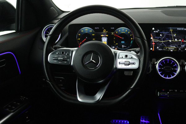 Mercedes-Benz GLA 250 e AMG Line (SFEERVERLICHTING, CAMERA, STOELVERWARMING, LED, 1e EIGENAAR)