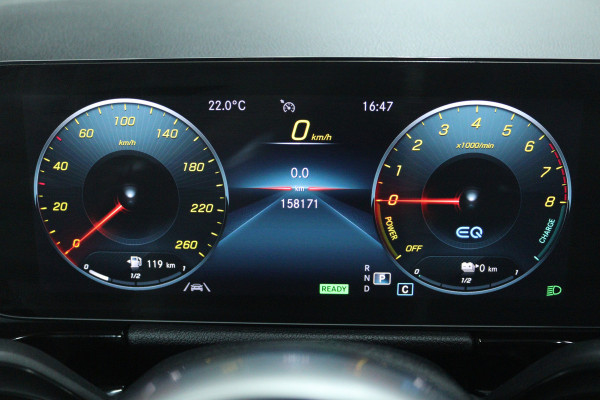 Mercedes-Benz GLA 250 e AMG Line (SFEERVERLICHTING, CAMERA, STOELVERWARMING, LED, 1e EIGENAAR)