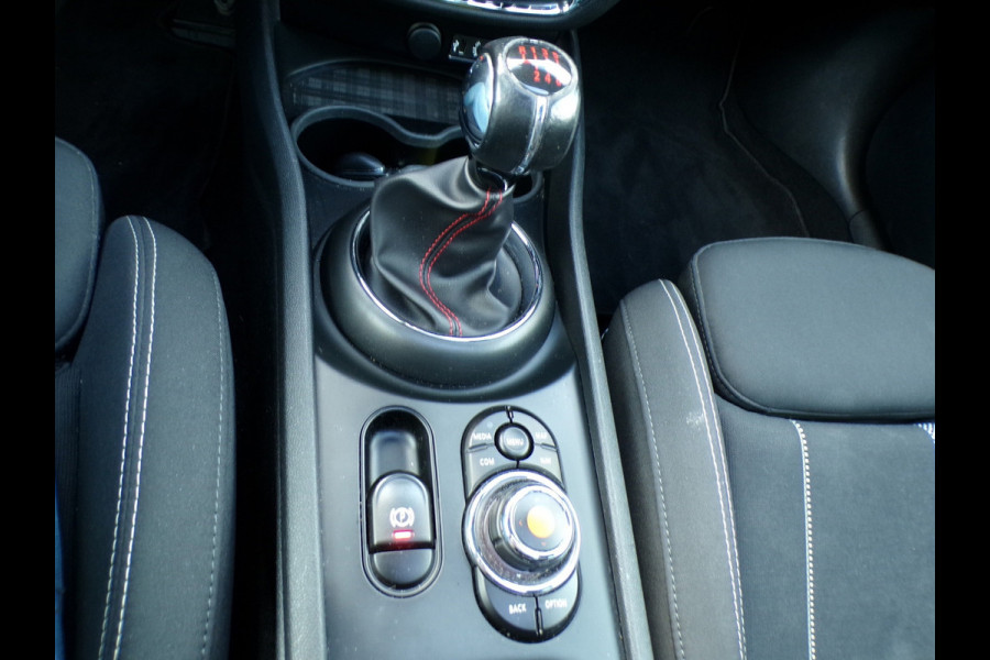 MINI Clubman 1.5 Cooper Business JCW Pano-Cruise-Harman Kardon