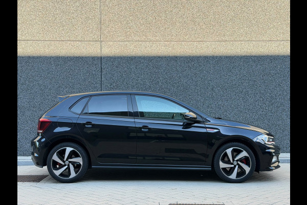 Volkswagen Polo 2.0 TSI GTI 200PK (CARPLAY, PARKEERSENSOREN V+A, AUTOMAAT, IQ LIGHTS, CRUISE CONTROL, BLEUTOOTH, GOED ONDH)