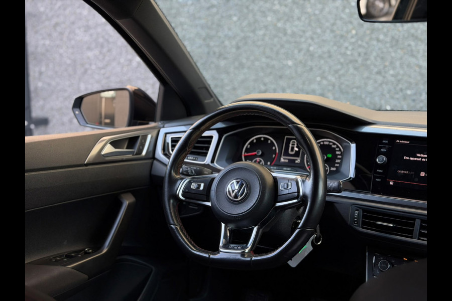 Volkswagen Polo 2.0 TSI GTI 200PK (CARPLAY, PARKEERSENSOREN V+A, AUTOMAAT, IQ LIGHTS, CRUISE CONTROL, BLEUTOOTH, GOED ONDH)