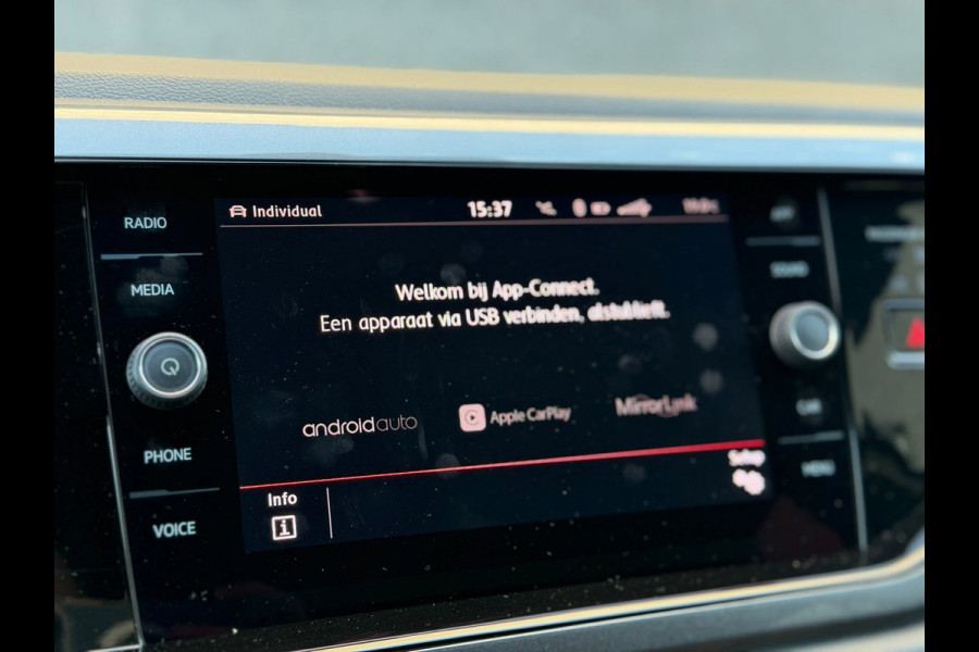 Volkswagen Polo 2.0 TSI GTI 200PK (CARPLAY, PARKEERSENSOREN V+A, AUTOMAAT, IQ LIGHTS, CRUISE CONTROL, BLEUTOOTH, GOED ONDH)