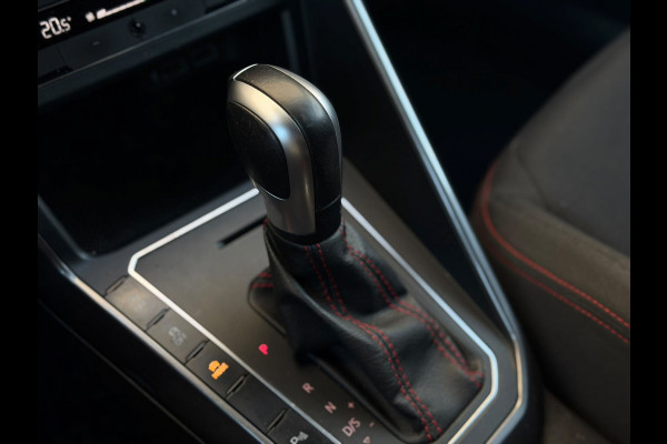 Volkswagen Polo 2.0 TSI GTI 200PK (CARPLAY, PARKEERSENSOREN V+A, AUTOMAAT, IQ LIGHTS, CRUISE CONTROL, BLEUTOOTH, GOED ONDH)