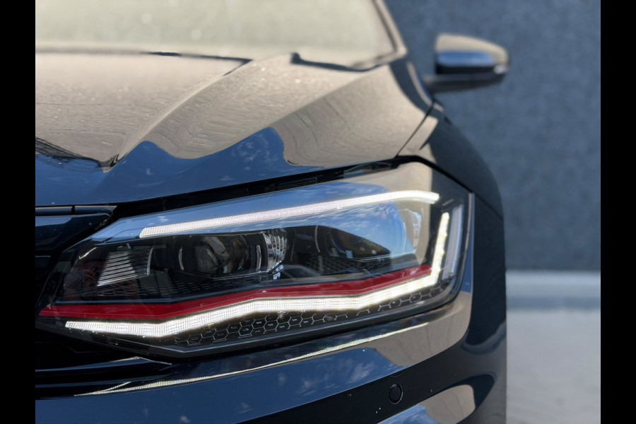 Volkswagen Polo 2.0 TSI GTI 200PK (CARPLAY, PARKEERSENSOREN V+A, AUTOMAAT, IQ LIGHTS, CRUISE CONTROL, BLEUTOOTH, GOED ONDH)