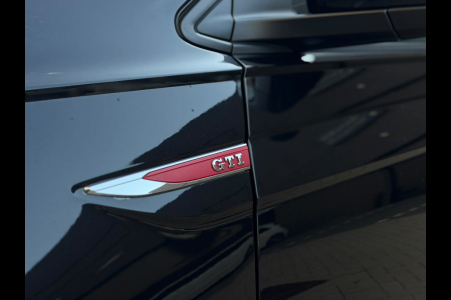 Volkswagen Polo 2.0 TSI GTI 200PK (CARPLAY, PARKEERSENSOREN V+A, AUTOMAAT, IQ LIGHTS, CRUISE CONTROL, BLEUTOOTH, GOED ONDH)