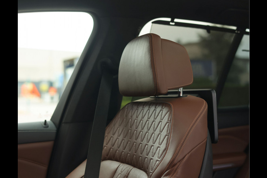 BMW X5 45e xDrive | Sky - HUD - Volleder - Massage