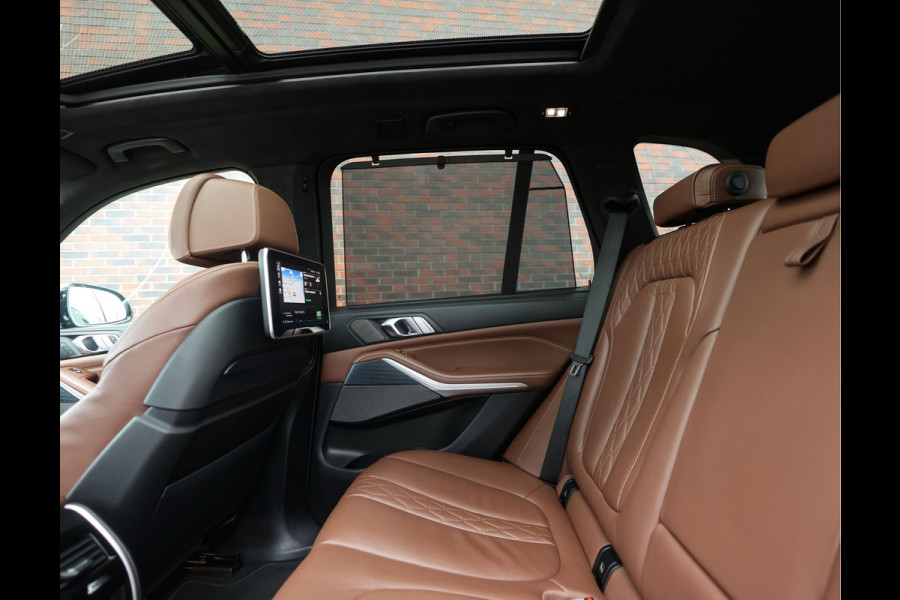 BMW X5 45e xDrive | Sky - HUD - Volleder - Massage