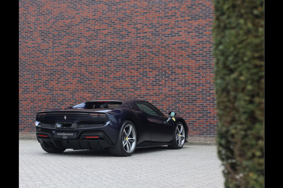 Ferrari 296 GTB 3.0 V6 | Blu America - Cuoio - Racing Seats