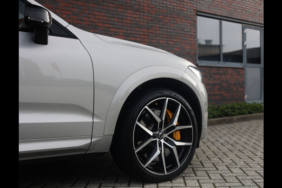 Volvo XC60 T8 AWD Polestar Engineered | Pano - Bowers & Wilkins - HUD