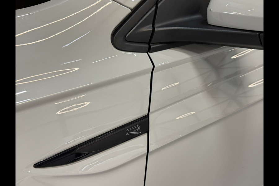Volkswagen Polo 1.0 TSI R-Line Business Garanite|IQ Light|Pano|Virtual Cockpit|ACC|Camera|Navi|CarPlay|LED|Rijklaar