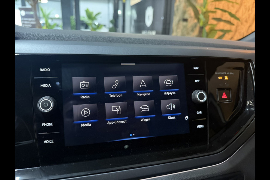 Volkswagen Polo 1.0 TSI R-Line Business Garanite|IQ Light|Pano|Virtual Cockpit|ACC|Camera|Navi|CarPlay|LED|Rijklaar